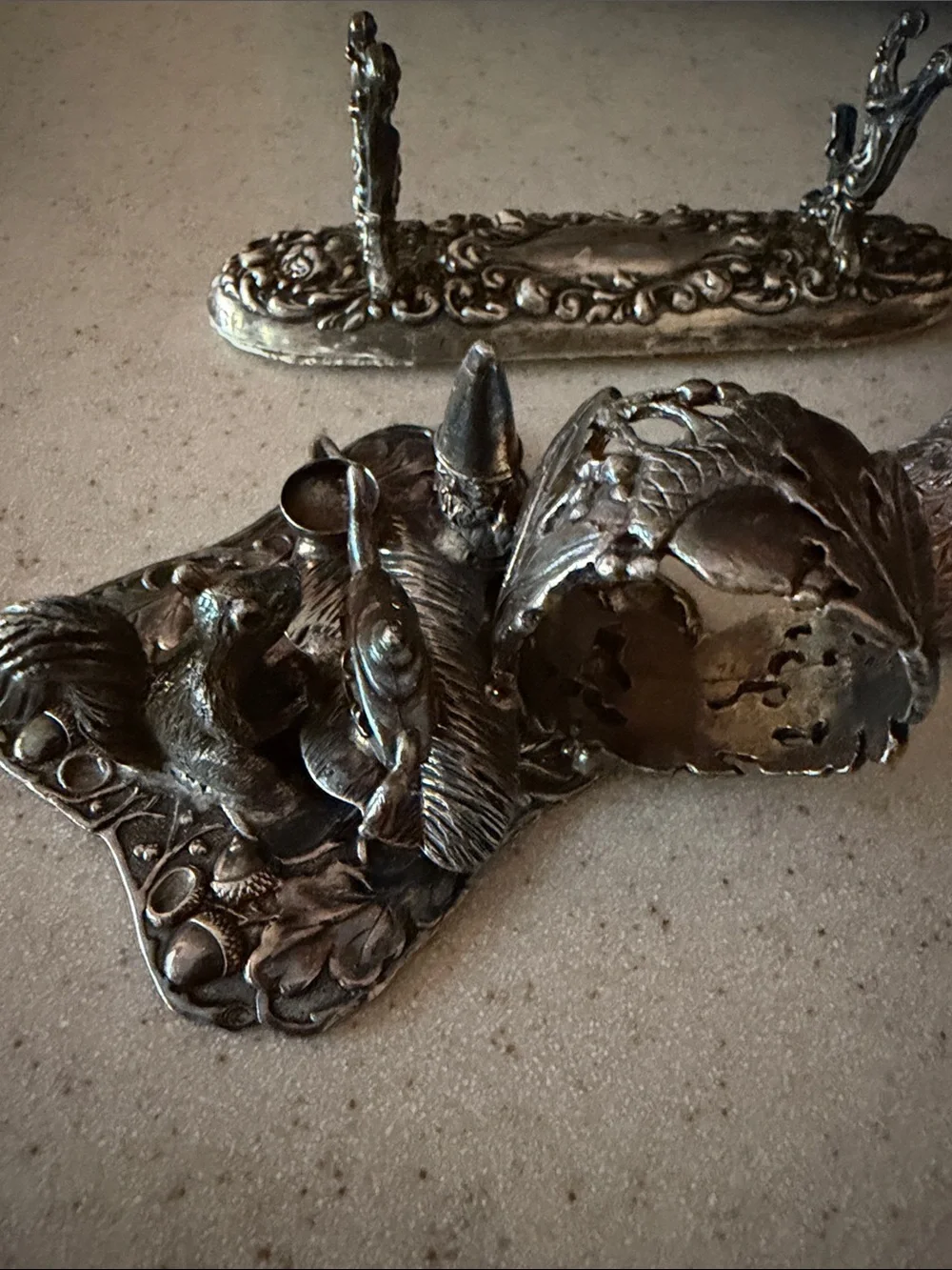 Antique-Style Silver Decorative Napkin Rings Set